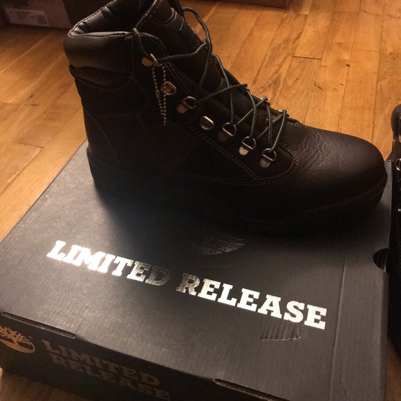 ❌SOLD❌Timberland 6 inch field boot waterproof - Picture 6 of 7